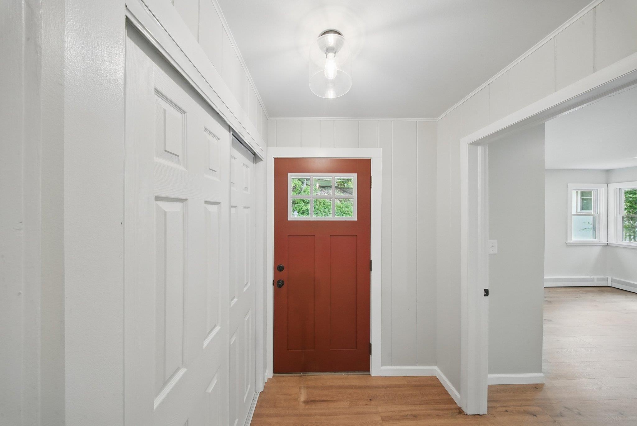 Single Family Roslyn  Ulster County, NY 12428, MLS-865244-5