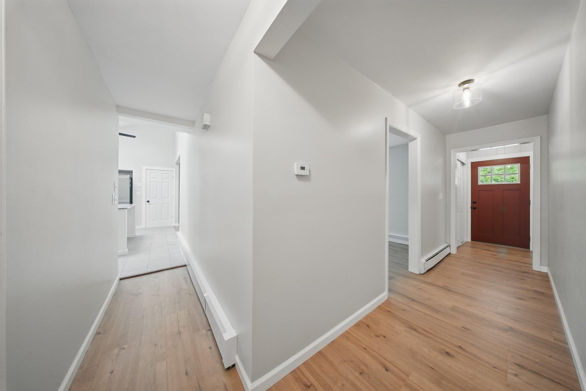 Single Family Roslyn  Ulster County, NY 12428, MLS-865244-6