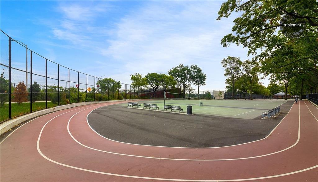 Coop Grand Central  Queens, NY 11375, MLS-865249-3