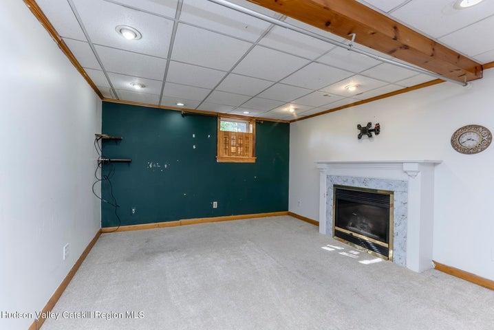 Single Family Tammany Ulster County, NY 12401, MLS-865254-32