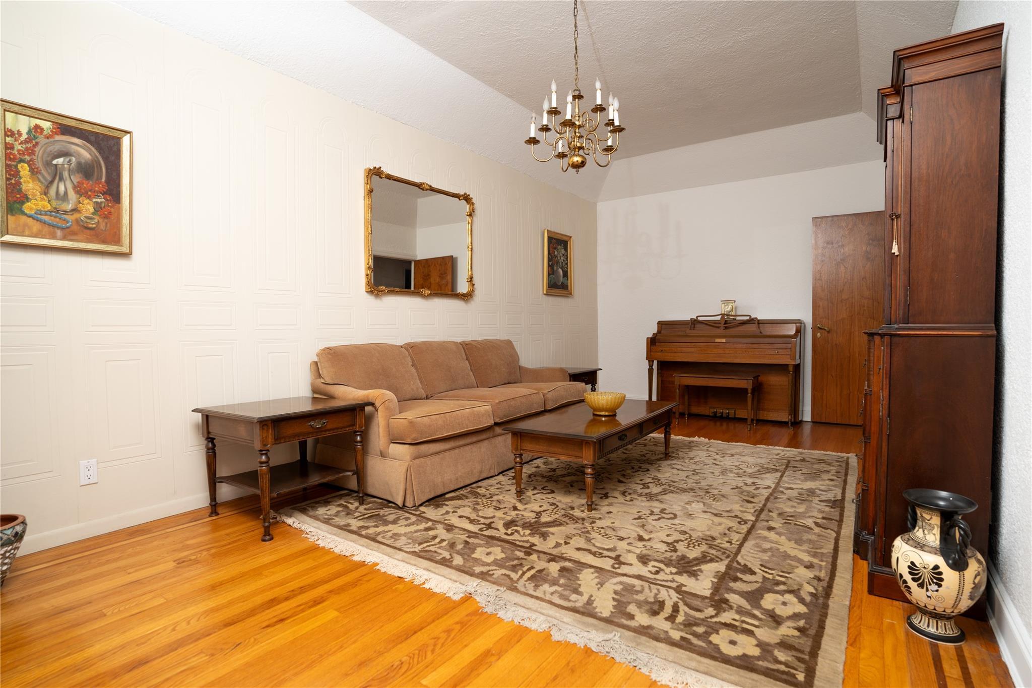 Single Family 34th  Queens, NY 11106, MLS-865264-6