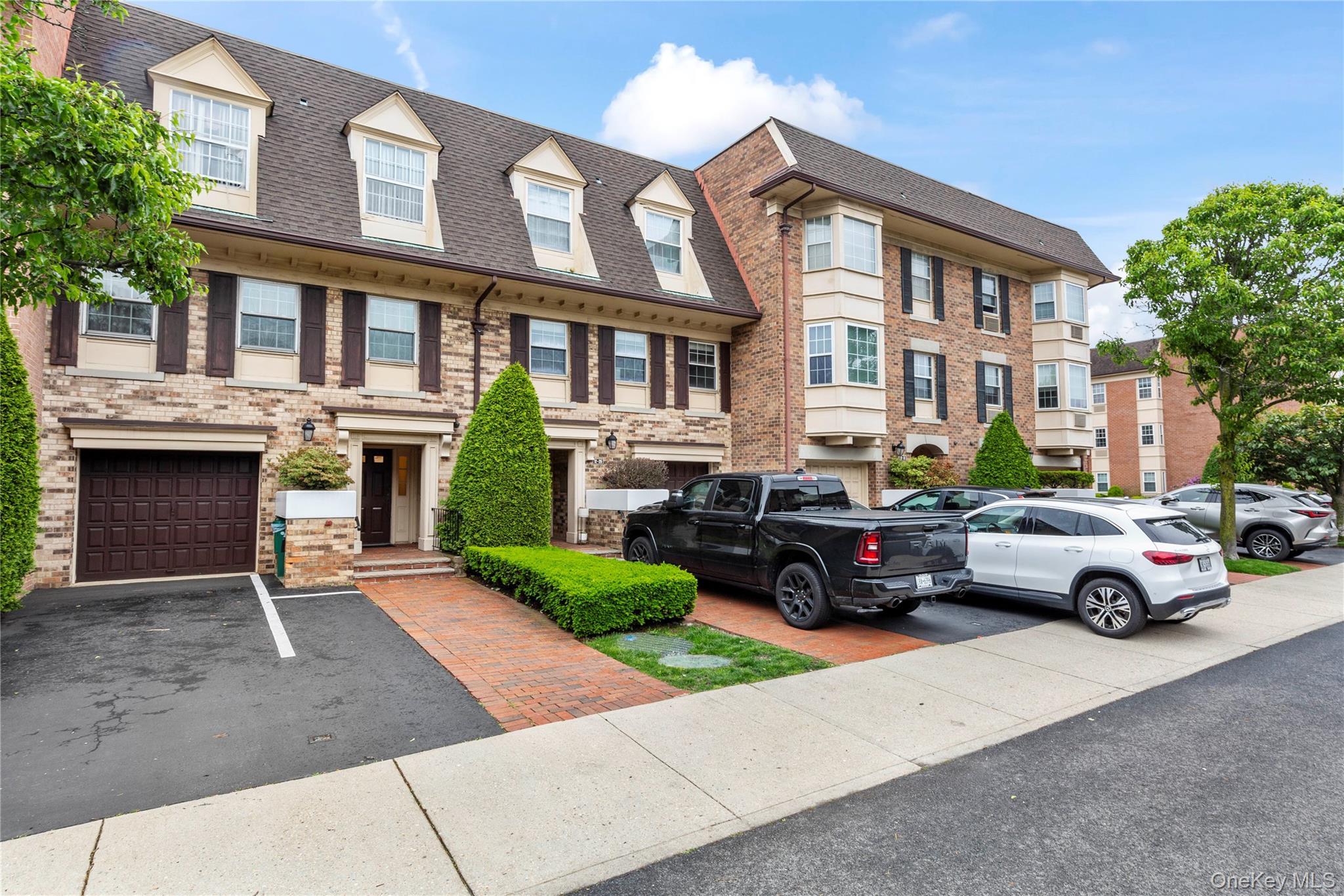 Condo Estates  Queens, NY 11360, MLS-865277-10