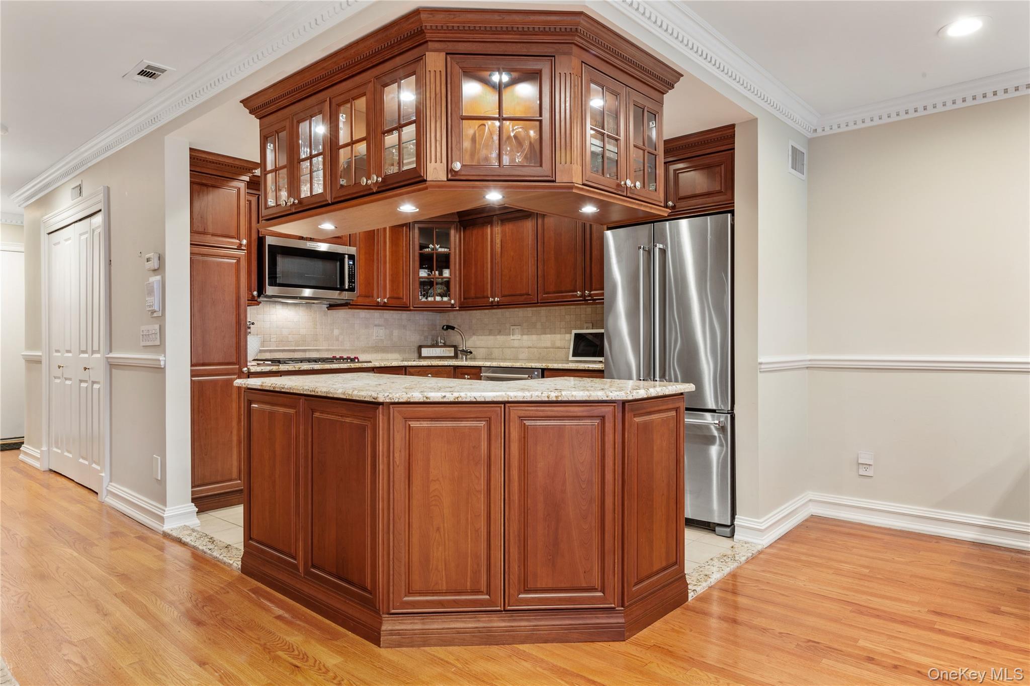 Condo Estates  Queens, NY 11360, MLS-865277-19