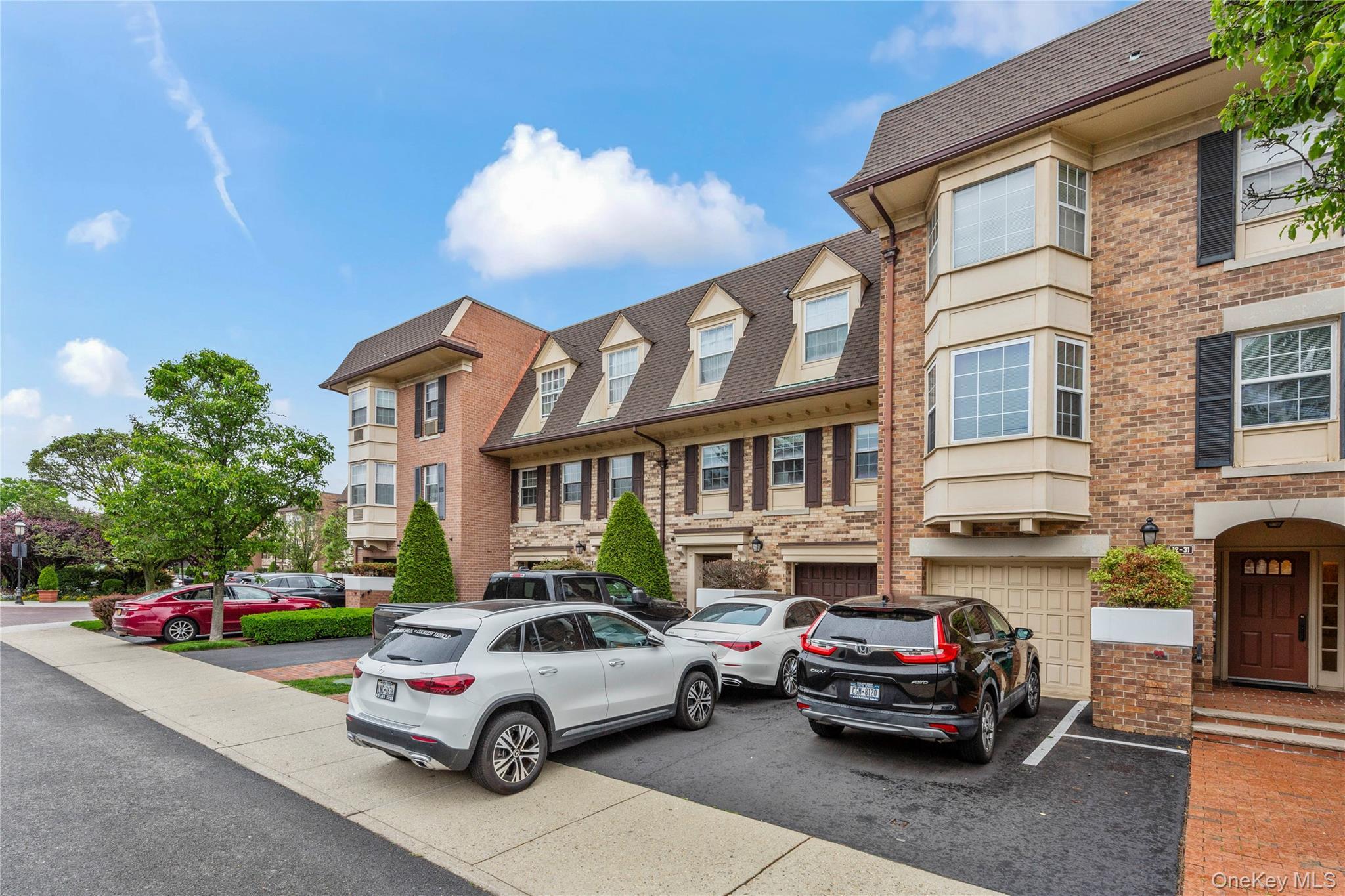 Condo Estates  Queens, NY 11360, MLS-865277-25