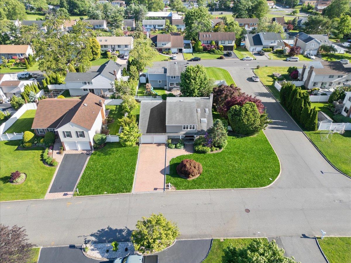Single Family Stirrup  Nassau County, NY 11542, MLS-865283-37