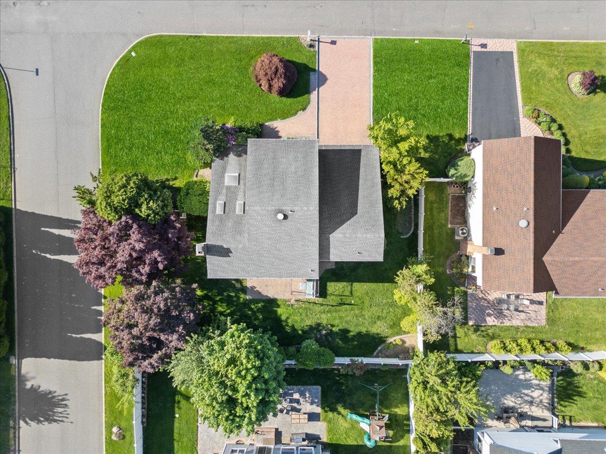 Single Family Stirrup  Nassau County, NY 11542, MLS-865283-40
