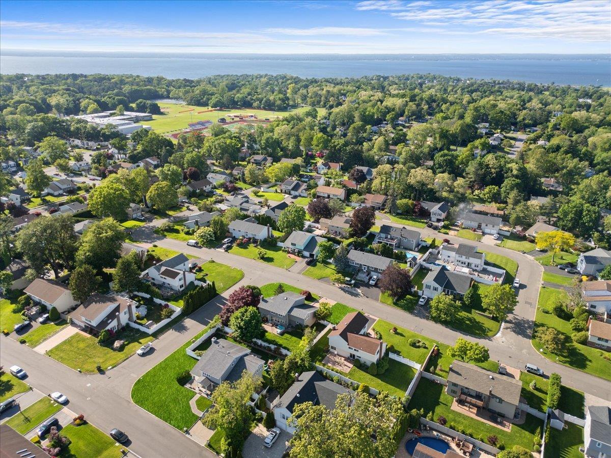 Single Family Stirrup  Nassau County, NY 11542, MLS-865283-41
