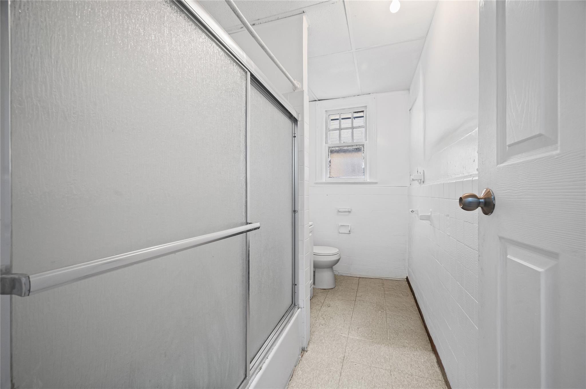 Single Family Warren  Queens, NY 11372, MLS-865310-13