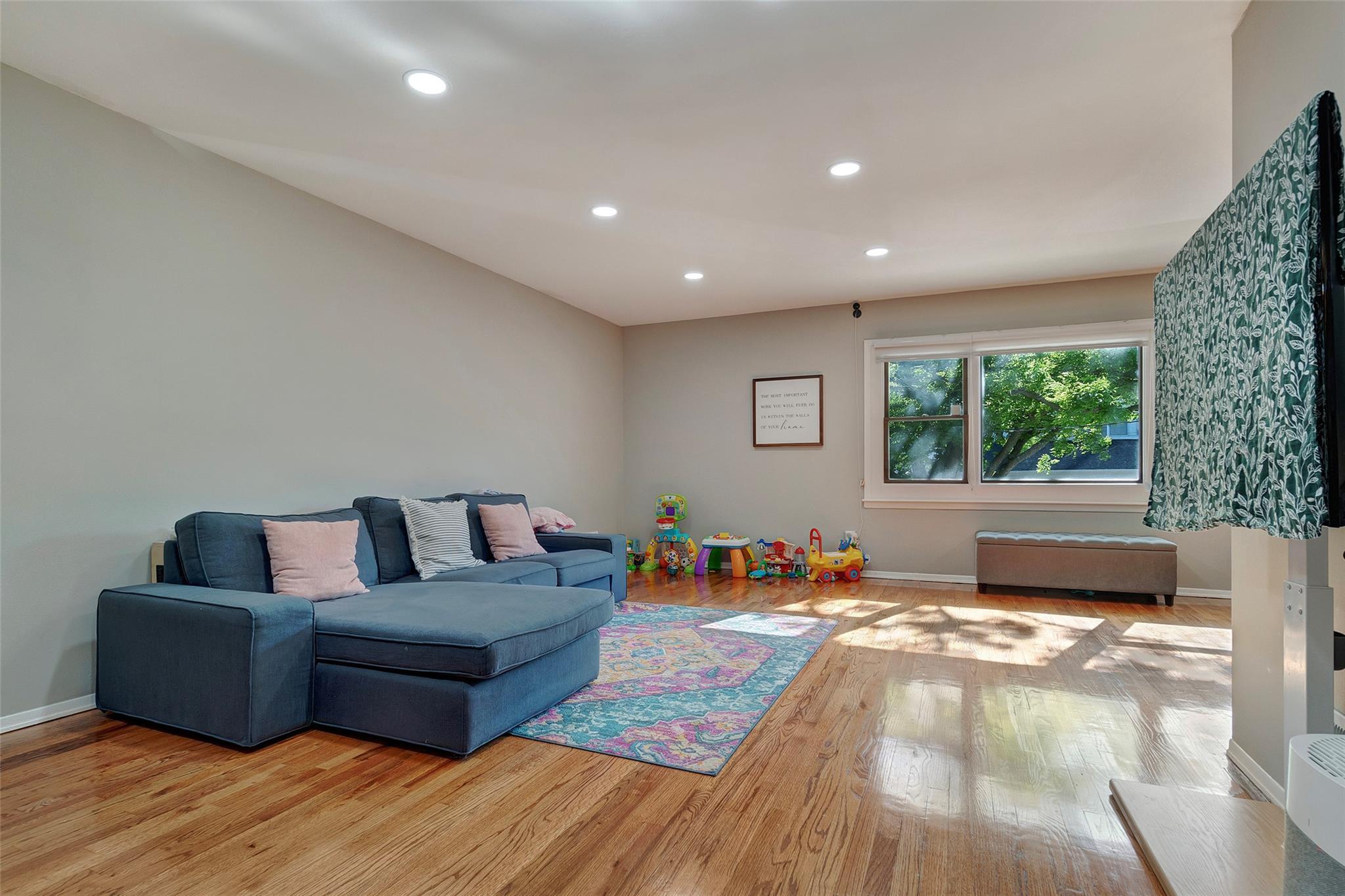 Single Family Beach 130th  Queens, NY 11694, MLS-865328-12