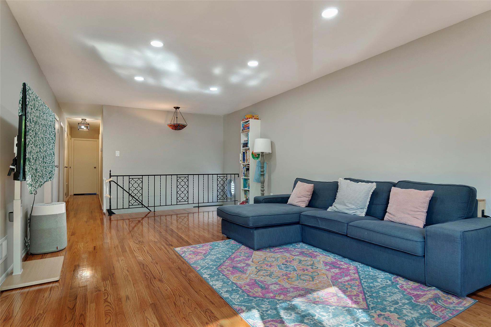 Single Family Beach 130th  Queens, NY 11694, MLS-865328-15