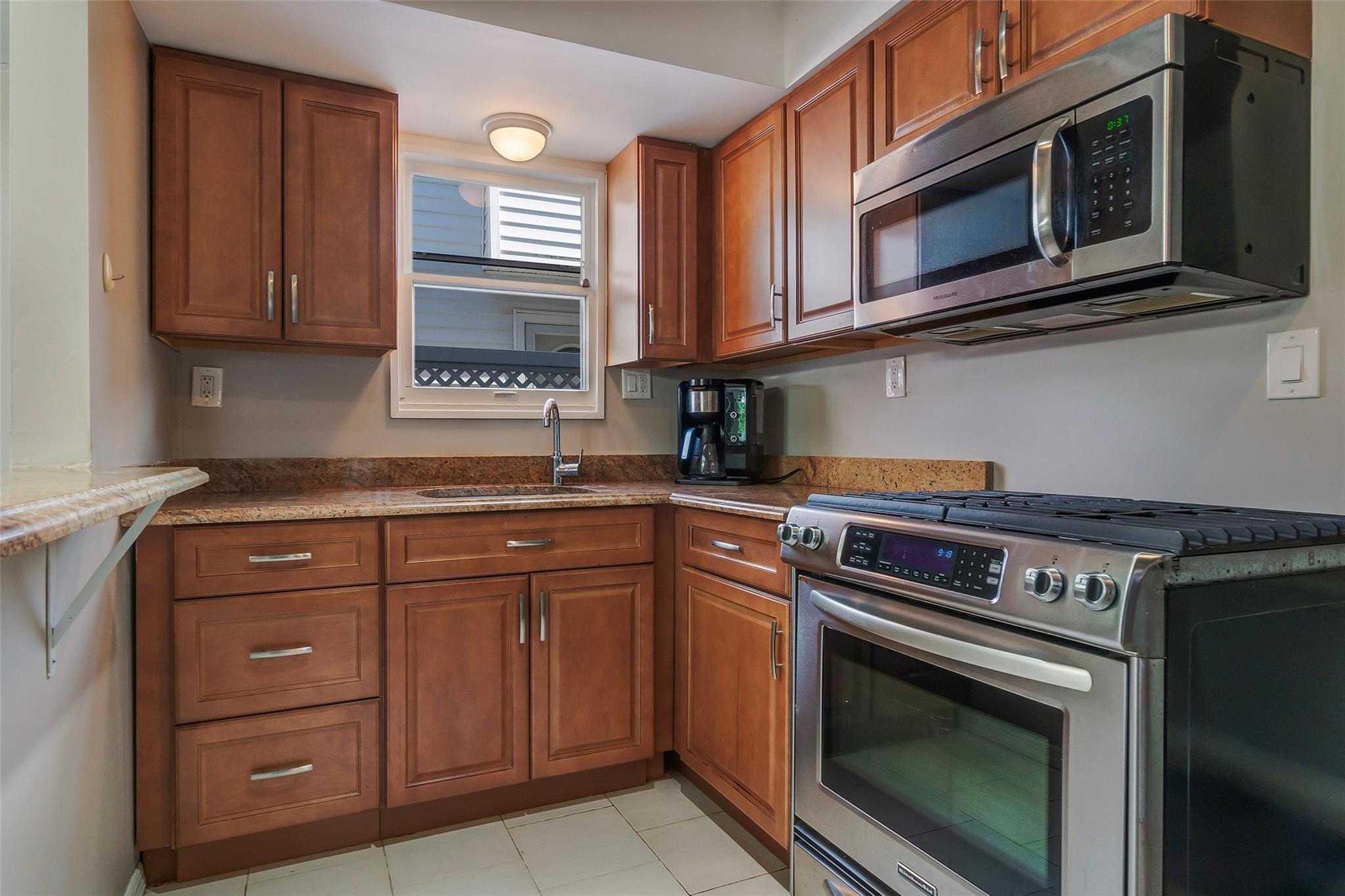 Single Family Beach 130th  Queens, NY 11694, MLS-865328-6