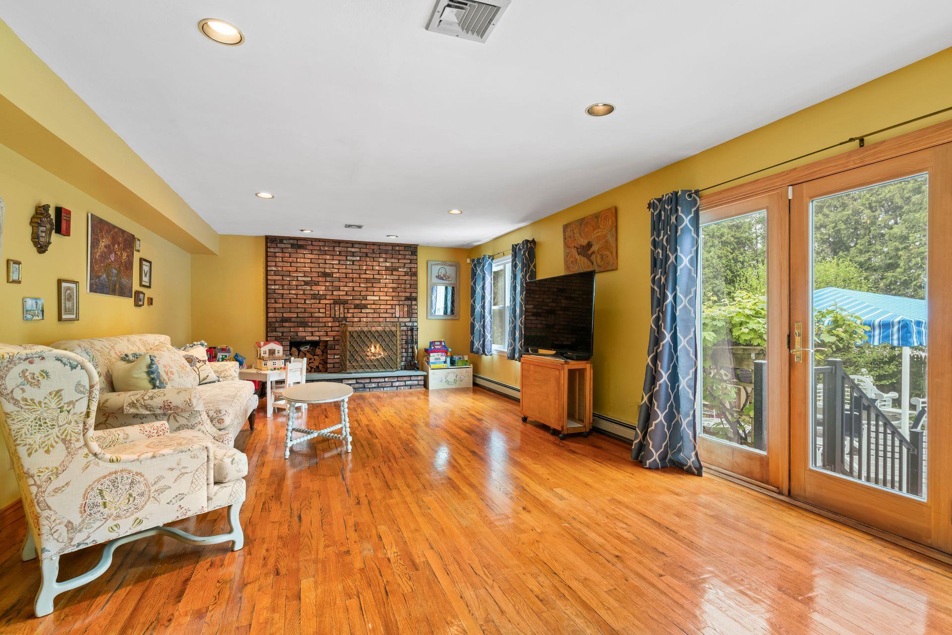 Single Family Battle Row  Nassau County, NY 11804, MLS-865340-17
