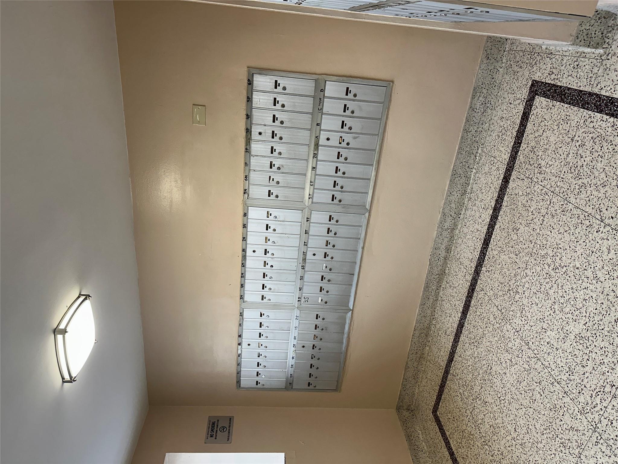 Condo Waring  Bronx, NY 10467, MLS-865349-7