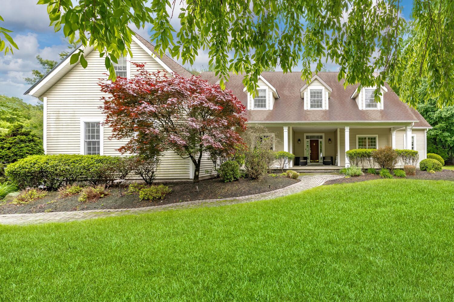 Single Family Montebello  Rockland County, NY 10901, MLS-865351-2