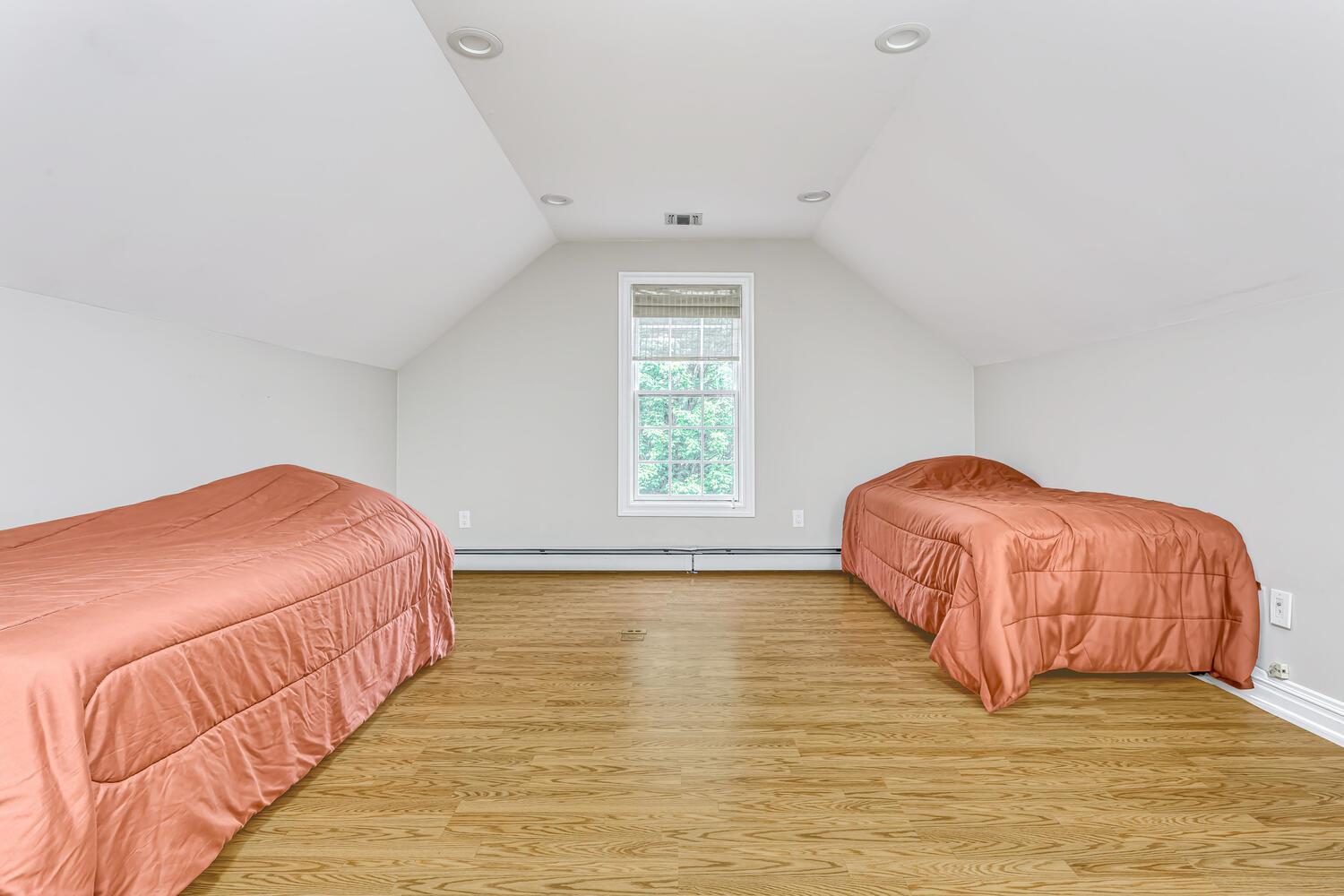 Single Family Montebello  Rockland County, NY 10901, MLS-865351-22