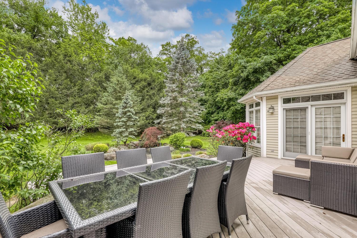 Single Family Montebello  Rockland County, NY 10901, MLS-865351-5