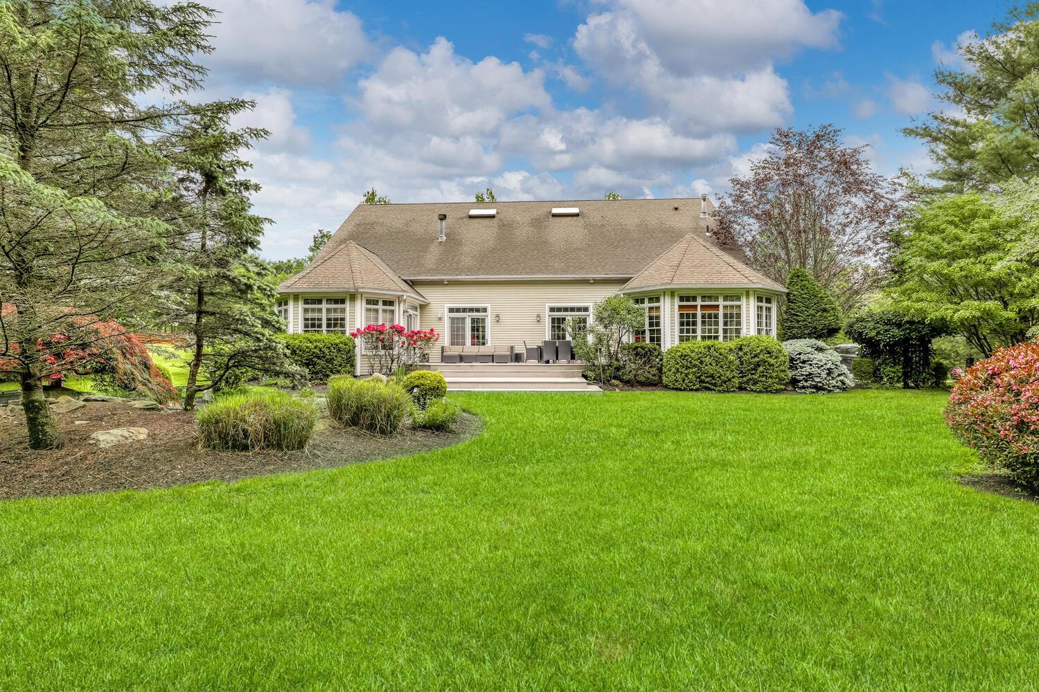 Single Family Montebello  Rockland County, NY 10901, MLS-865351-7