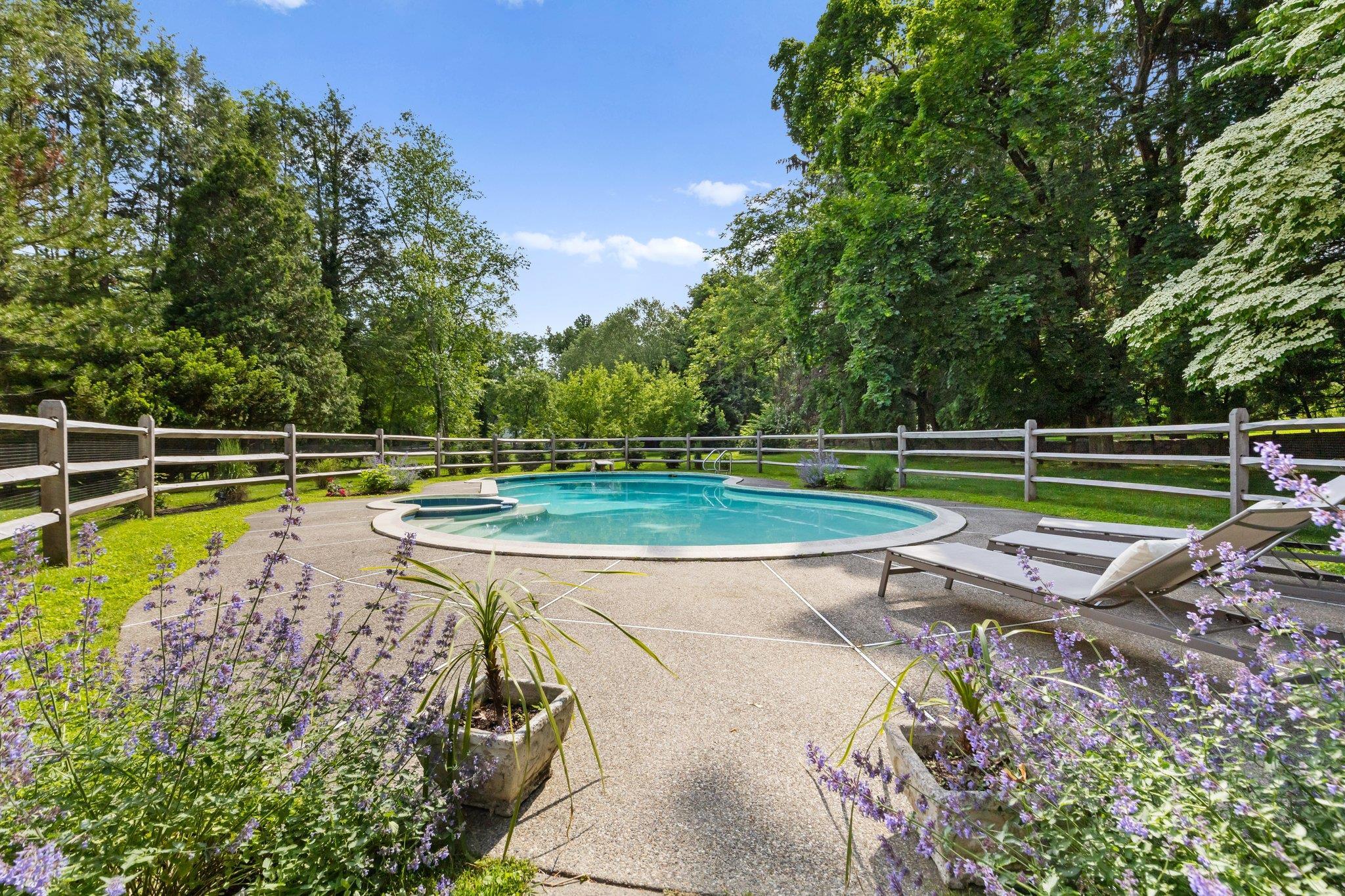 Single Family West  Westchester County, NY 10528, MLS-865354-38