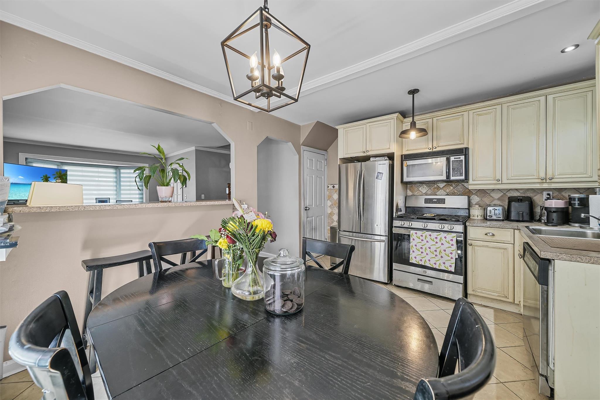 Single Family Philip  Bronx, NY 10465, MLS-865355-14