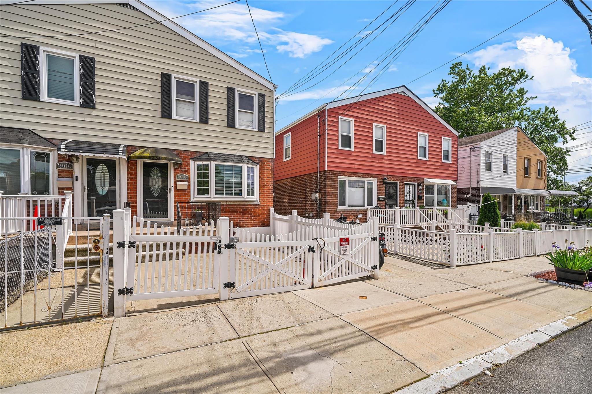 Single Family Philip  Bronx, NY 10465, MLS-865355-3
