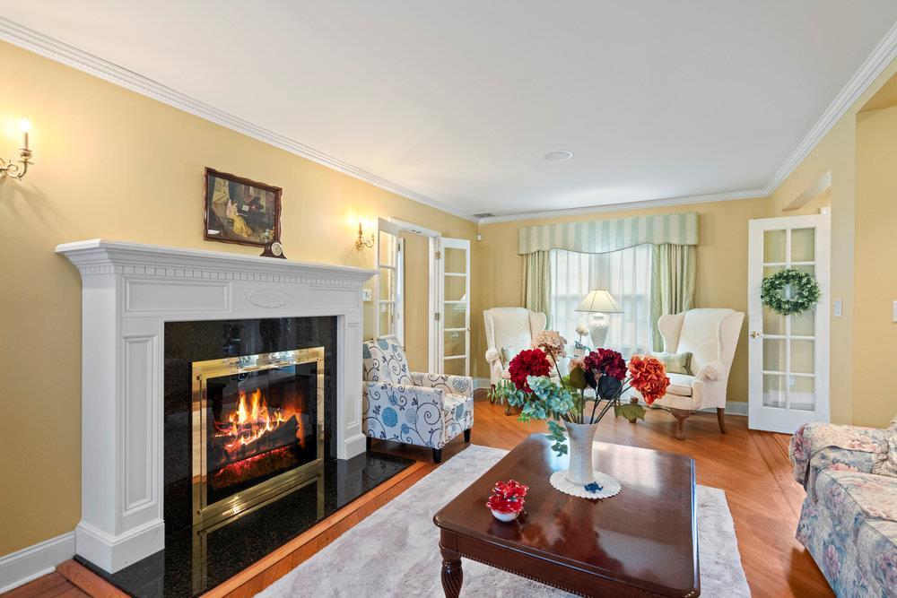 Single Family Wickham  Nassau County, NY 11530, MLS-865357-9