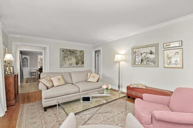 Single Family Larrys  Westchester County, NY 10570, MLS-865359-12