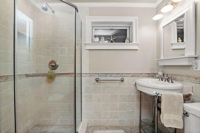 Single Family Larrys  Westchester County, NY 10570, MLS-865359-15