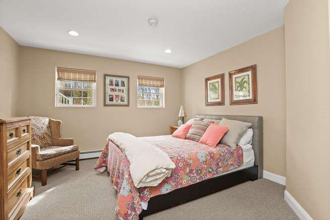 Single Family Larrys  Westchester County, NY 10570, MLS-865359-16