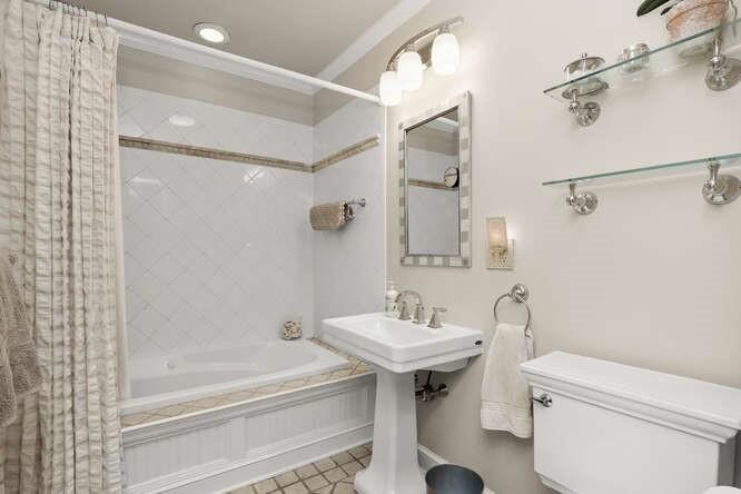 Single Family Larrys  Westchester County, NY 10570, MLS-865359-20