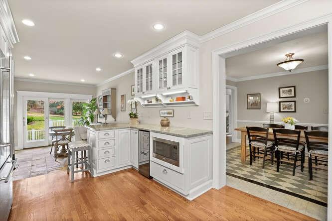 Single Family Larrys  Westchester County, NY 10570, MLS-865359-6