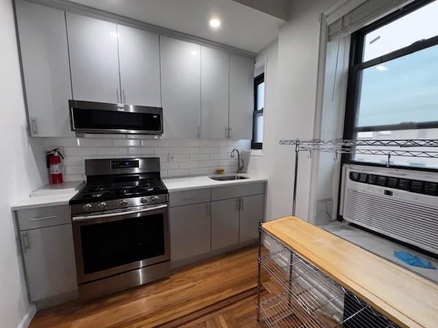 Apartment Brady  Bronx, NY 10462, MLS-865360-14