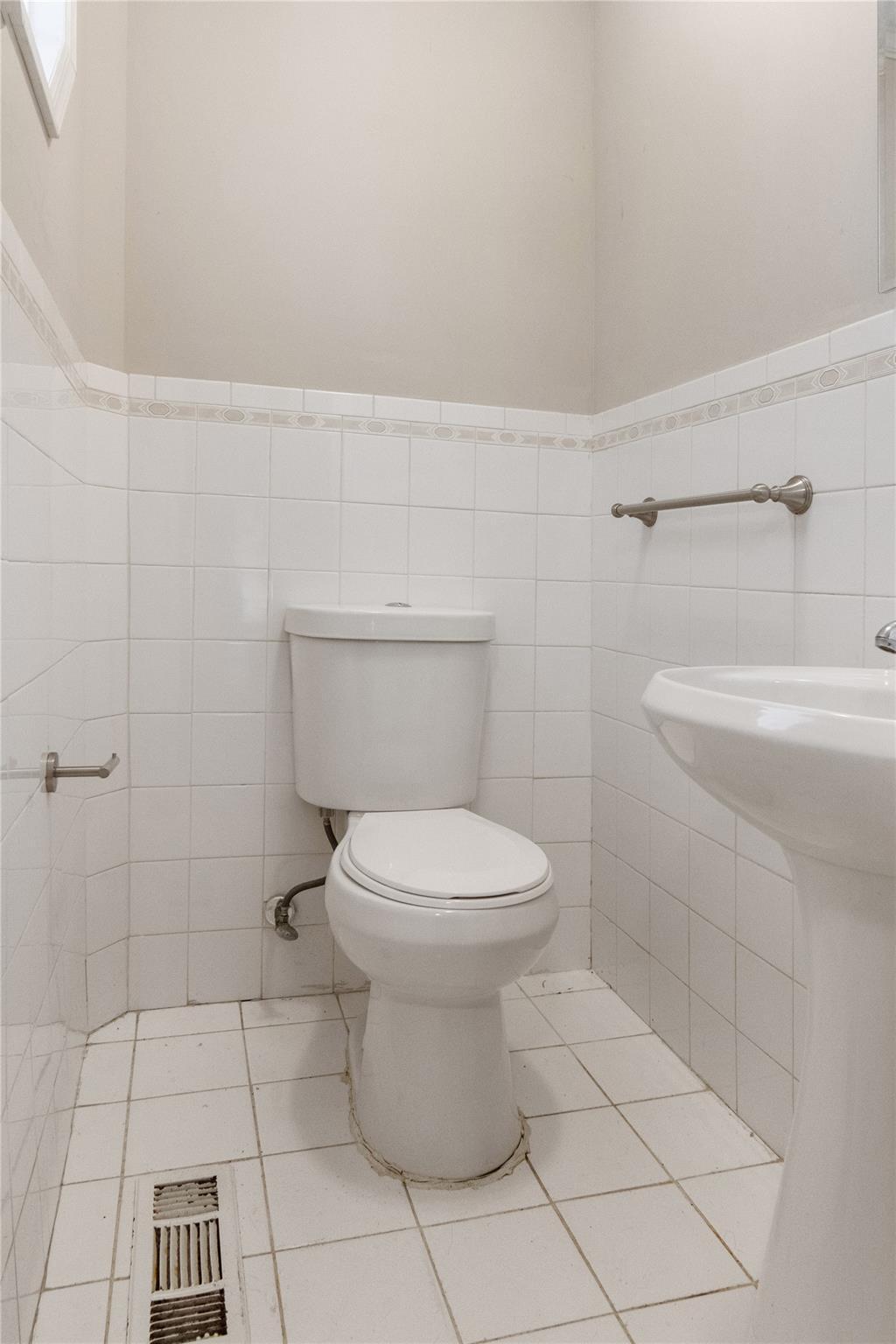 Single Family Roosevelt  Rockland County, NY 10993, MLS-865366-10