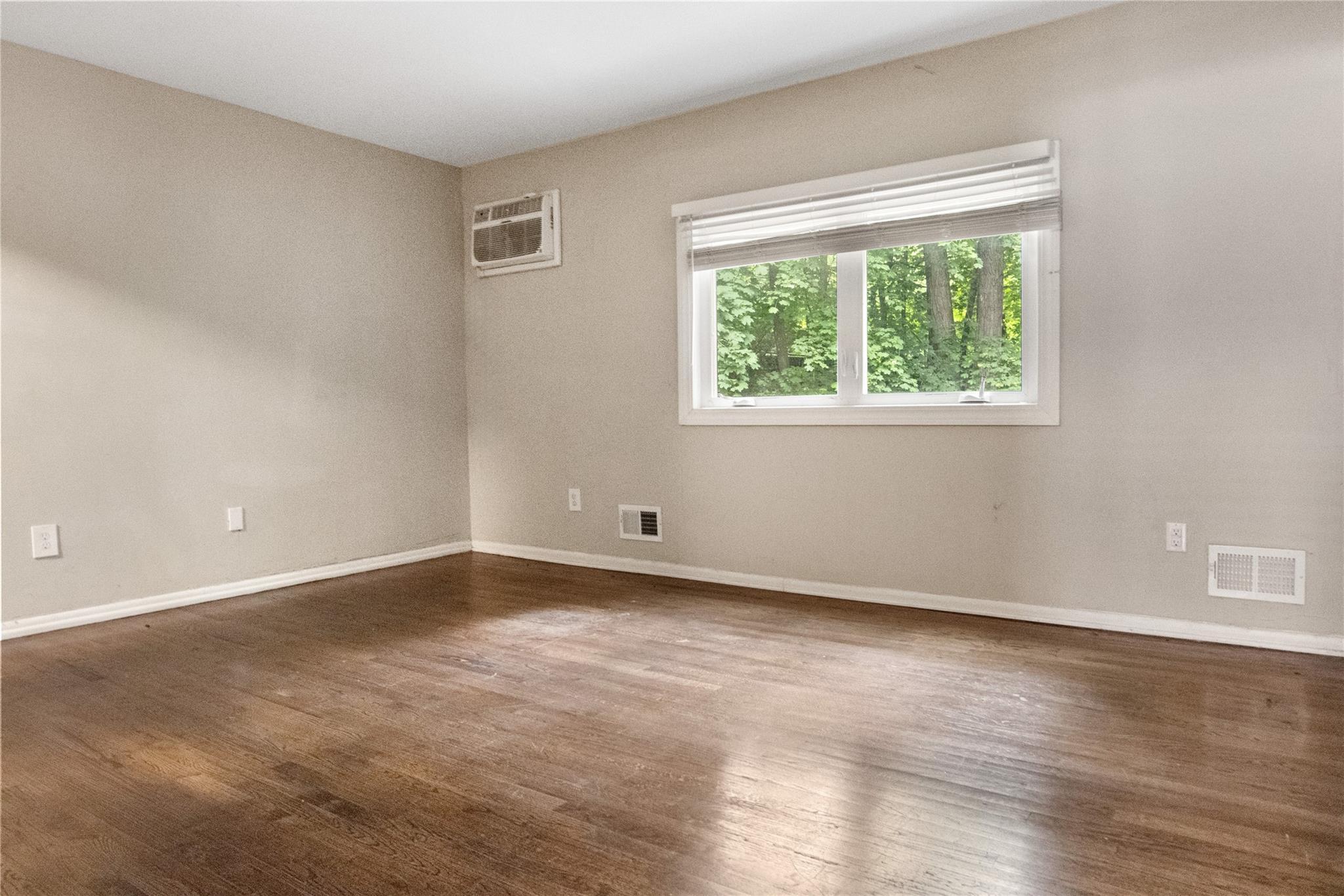 Single Family Roosevelt  Rockland County, NY 10993, MLS-865366-11