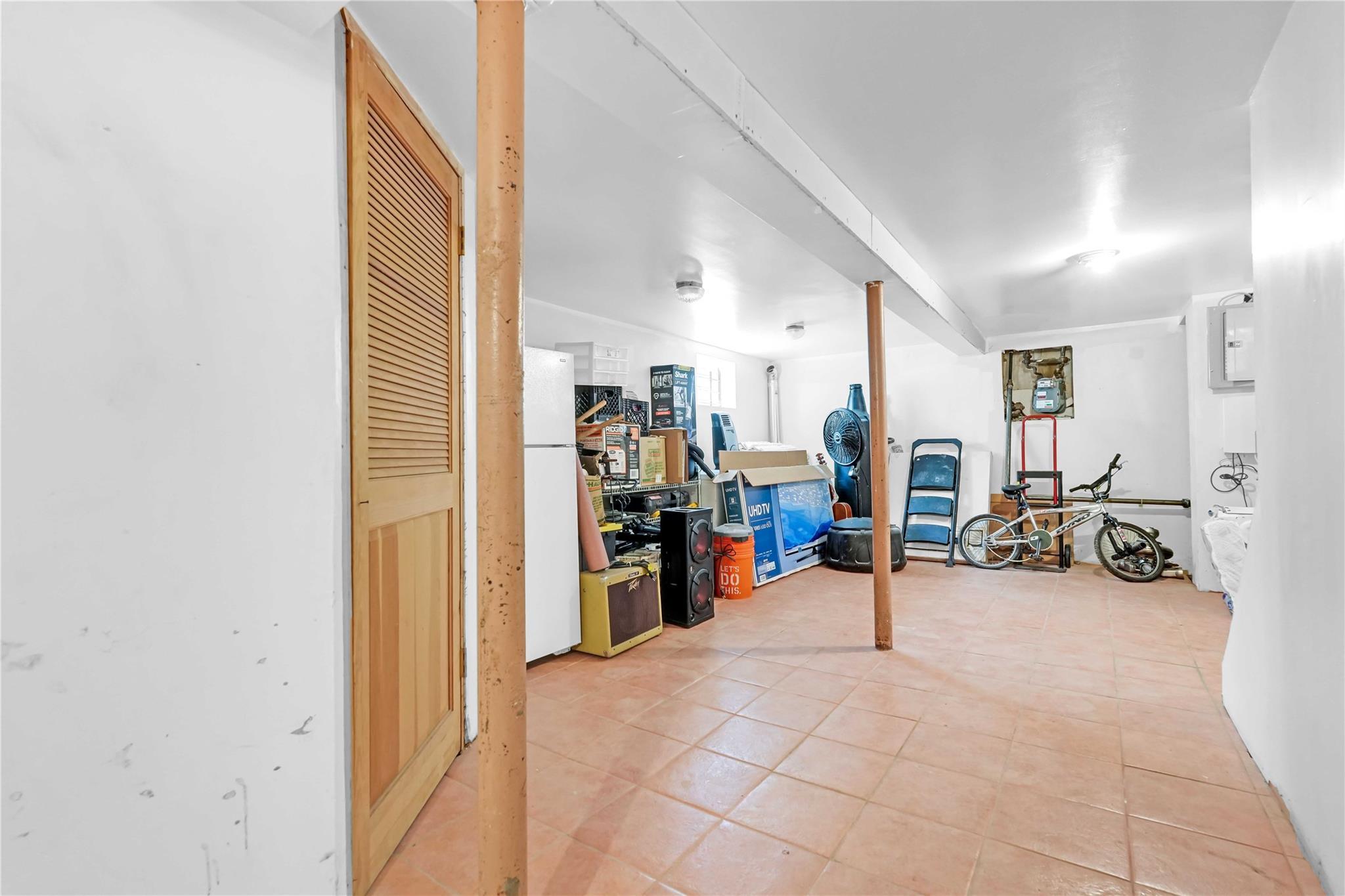 Single Family 106th  Queens, NY 11429, MLS-865392-8