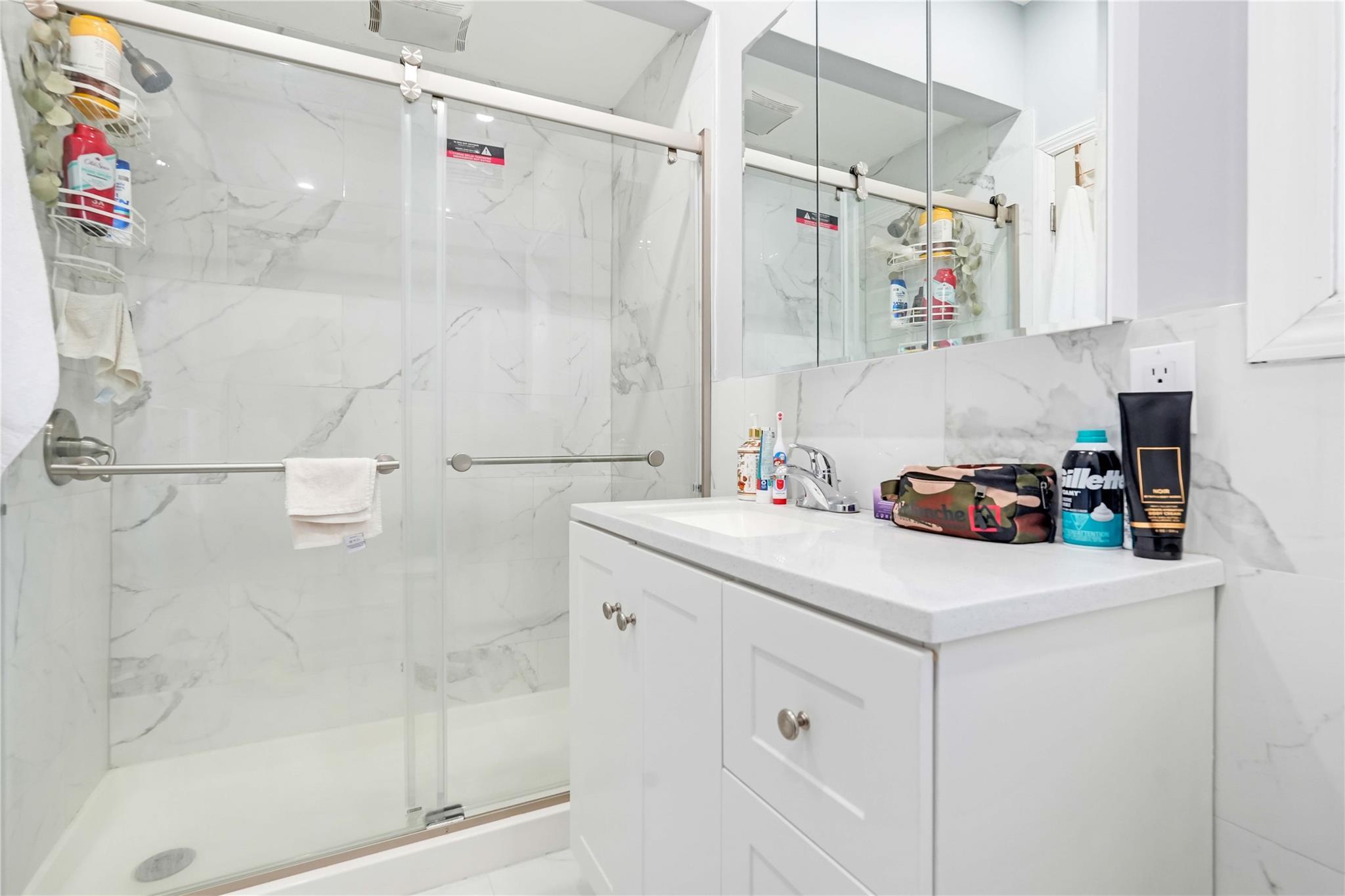 Single Family 106th  Queens, NY 11429, MLS-865392-9
