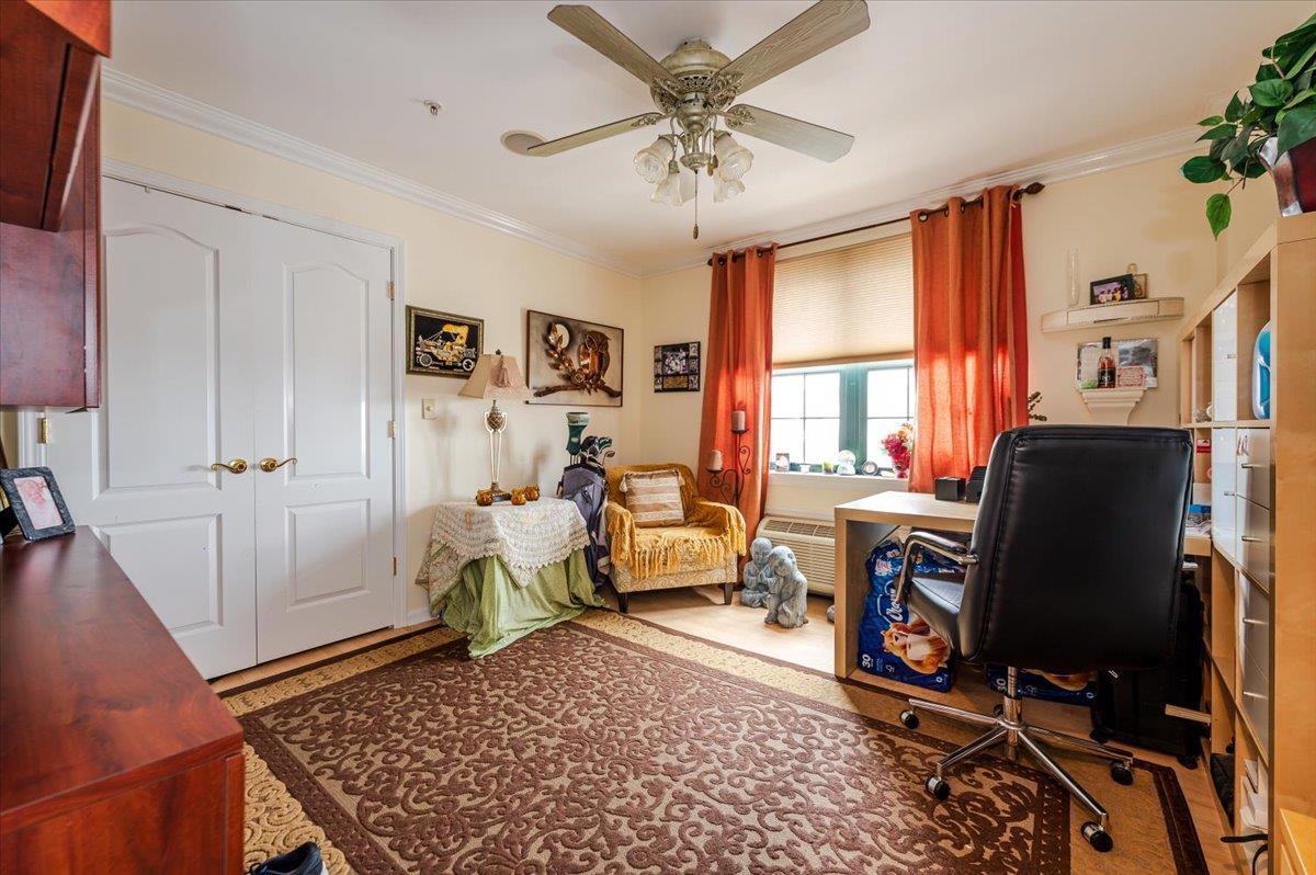 Condo Broadway  Nassau County, NY 11561, MLS-865400-14