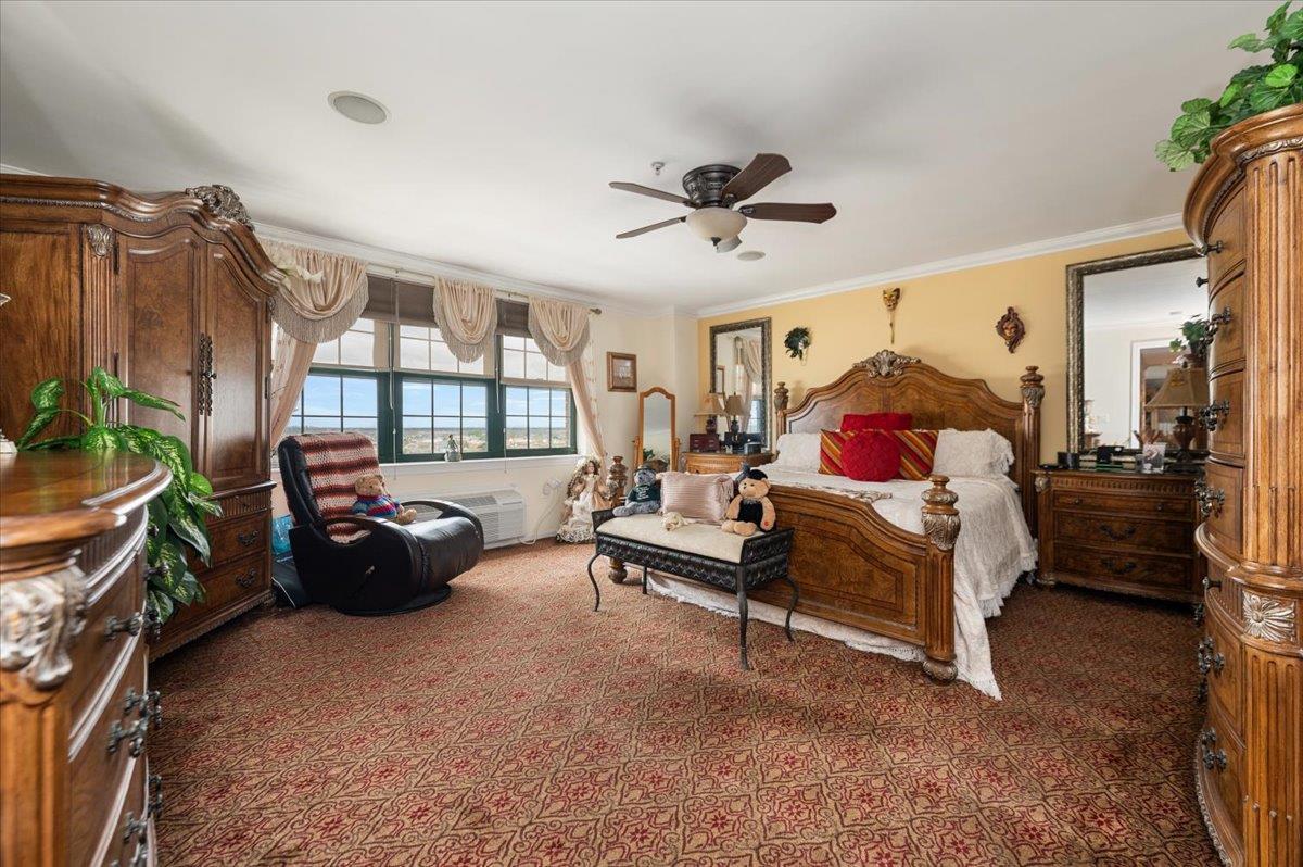 Condo Broadway  Nassau County, NY 11561, MLS-865400-15