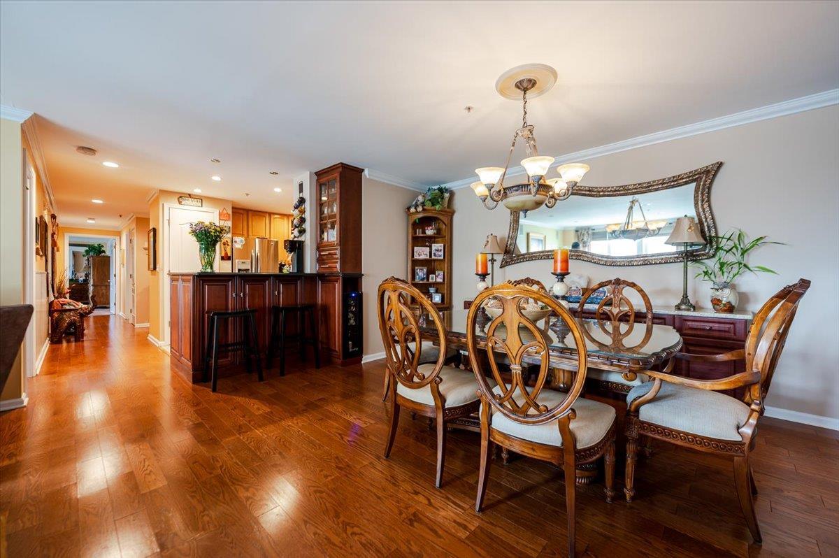 Condo Broadway  Nassau County, NY 11561, MLS-865400-9