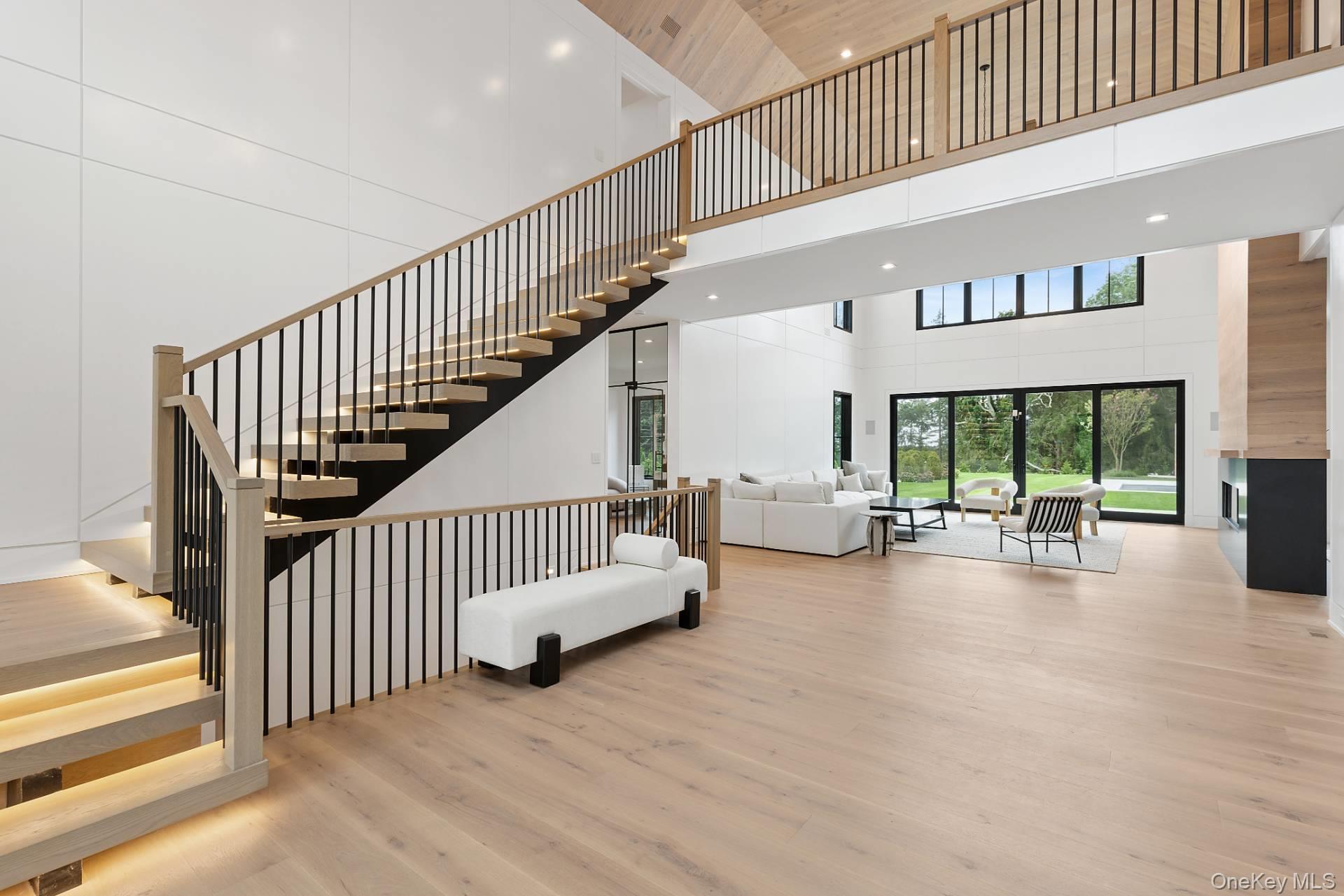 Single Family Edge Of Woods Suffolk County, NY 11968, MLS-865425-10