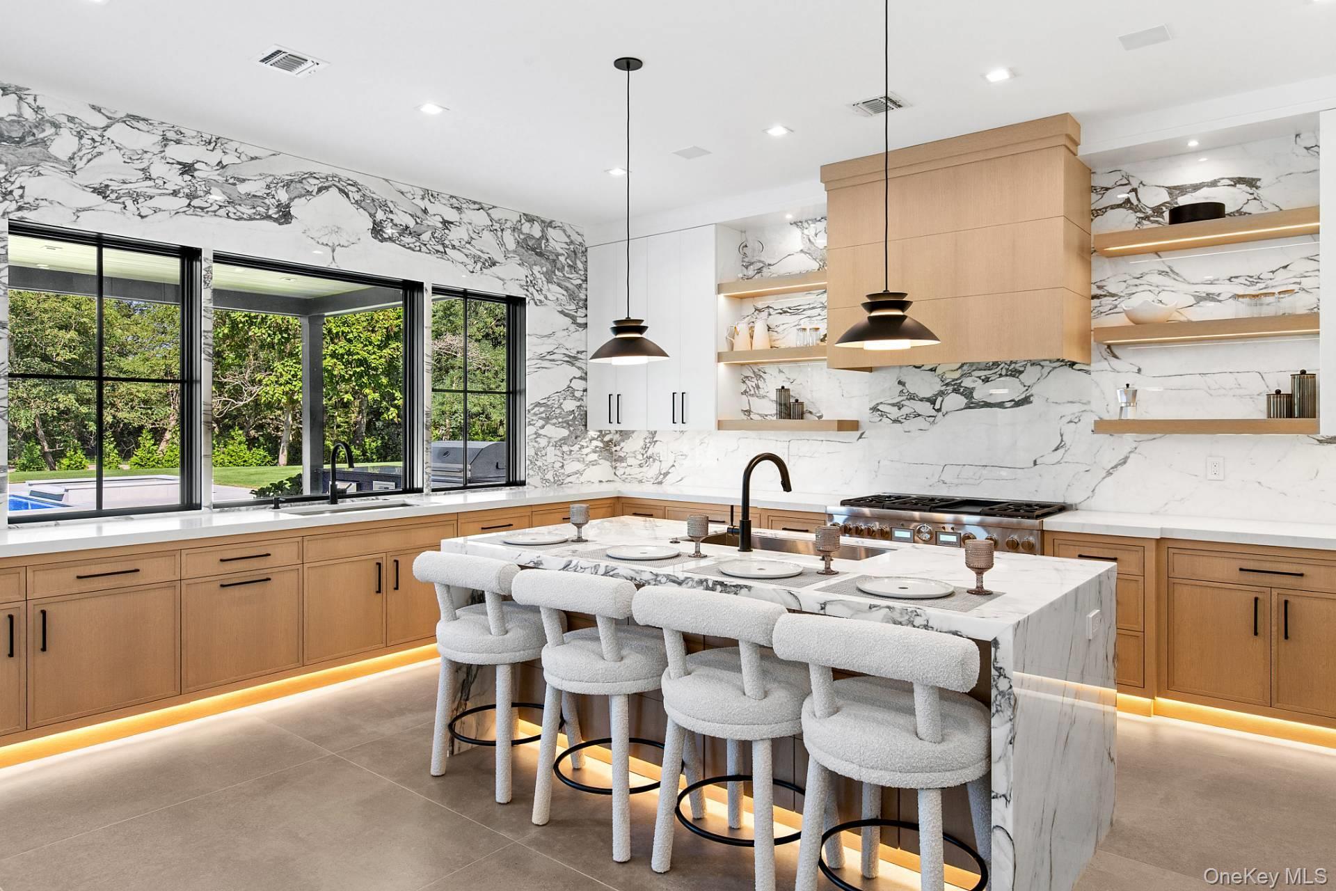 Single Family Edge Of Woods Suffolk County, NY 11968, MLS-865425-14