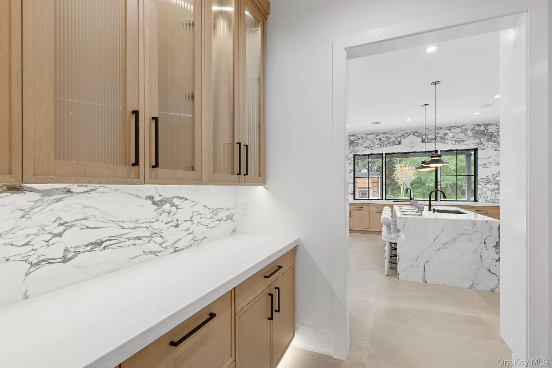 Single Family Edge Of Woods Suffolk County, NY 11968, MLS-865425-18