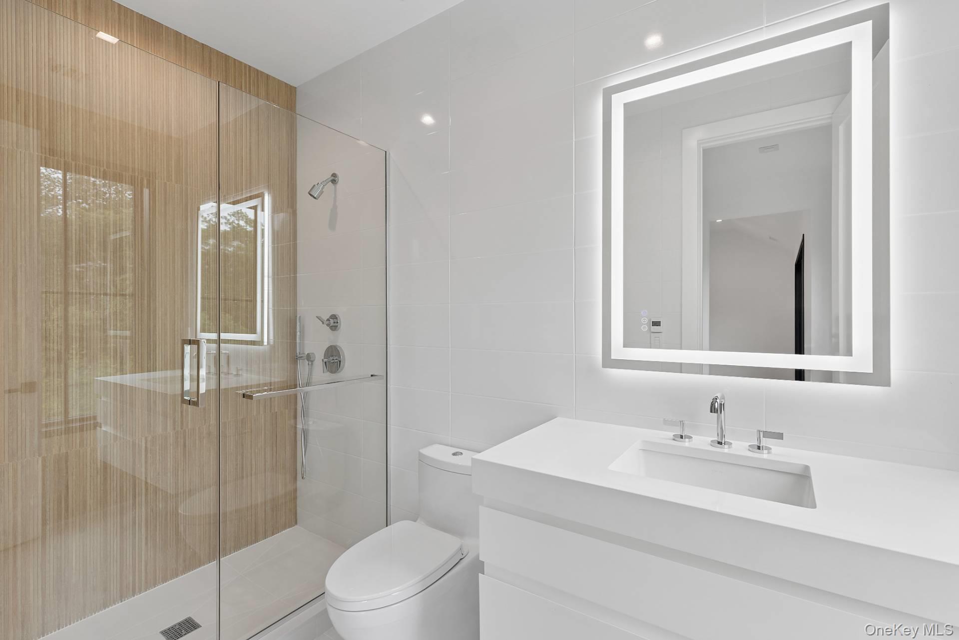 Single Family Edge Of Woods Suffolk County, NY 11968, MLS-865425-32