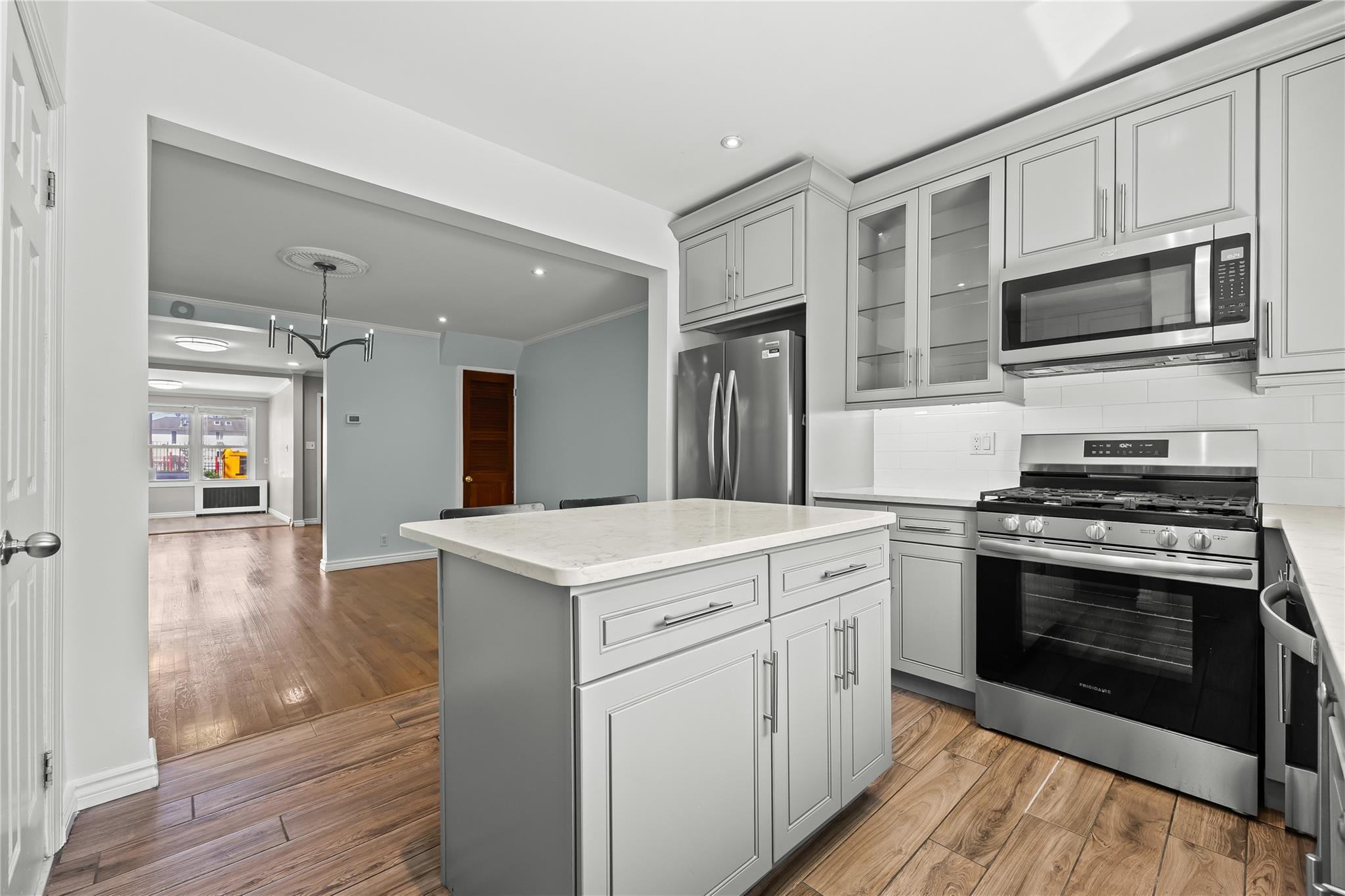 Single Family 96th  Queens, NY 11421, MLS-865430-10