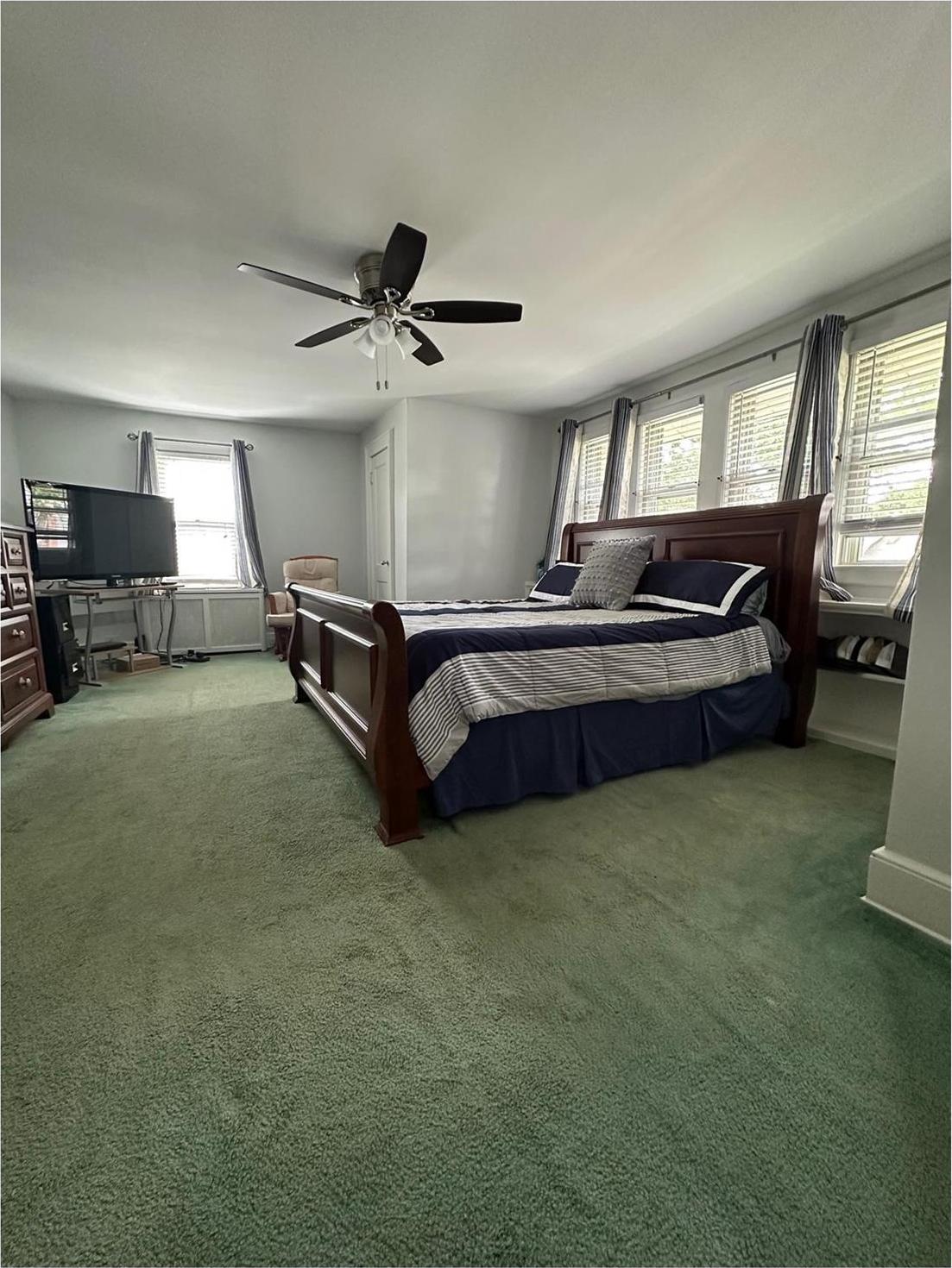 Single Family Driscoll  Nassau County, NY 11570, MLS-865435-34