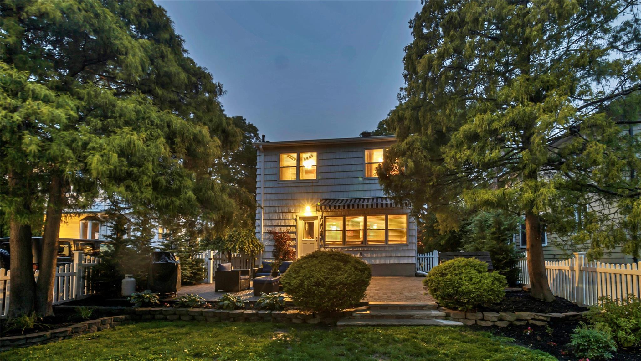 Single Family Driscoll  Nassau County, NY 11570, MLS-865435-9