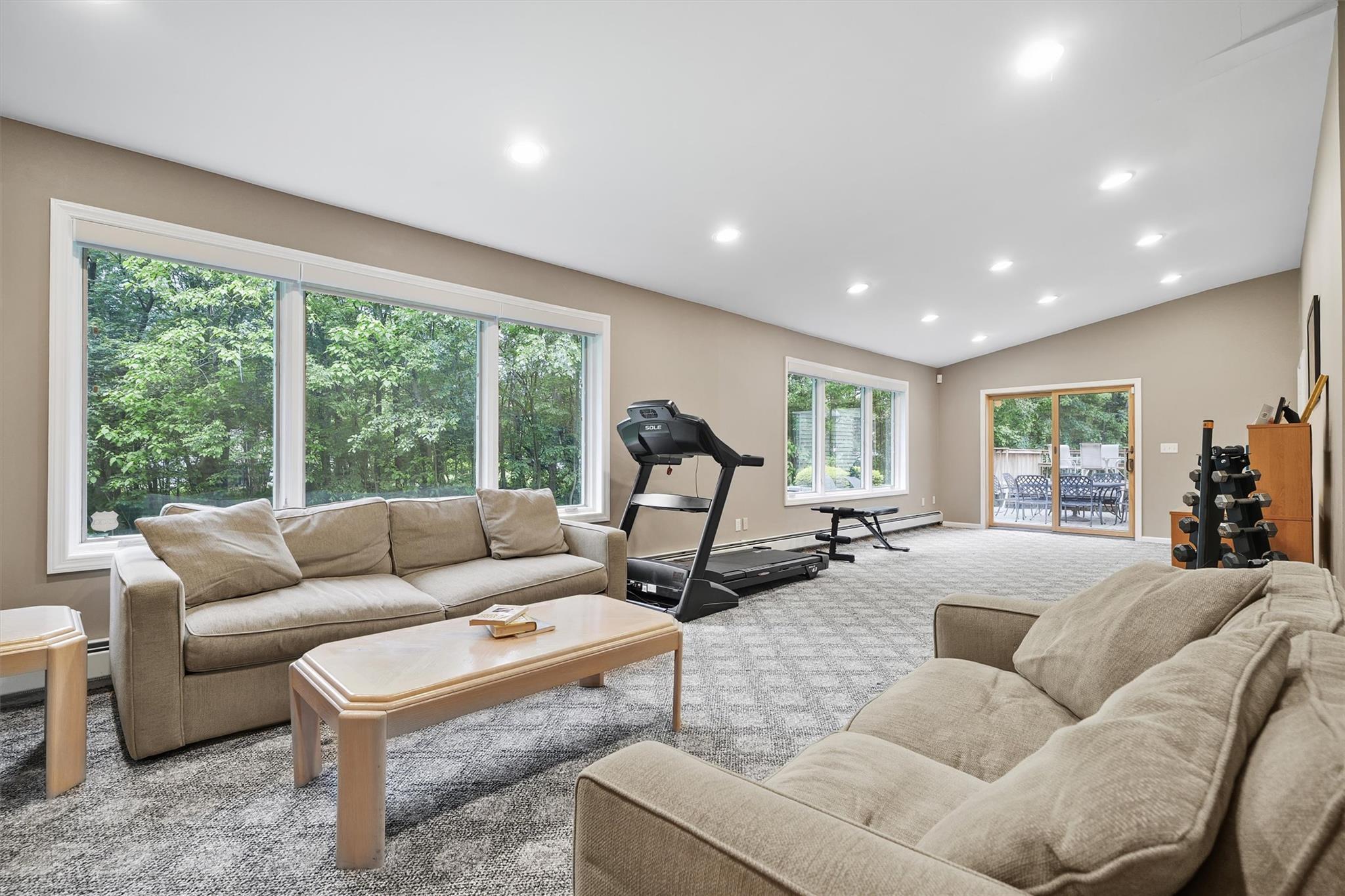 Single Family Dustman  Rockland County, NY 10954, MLS-865475-8