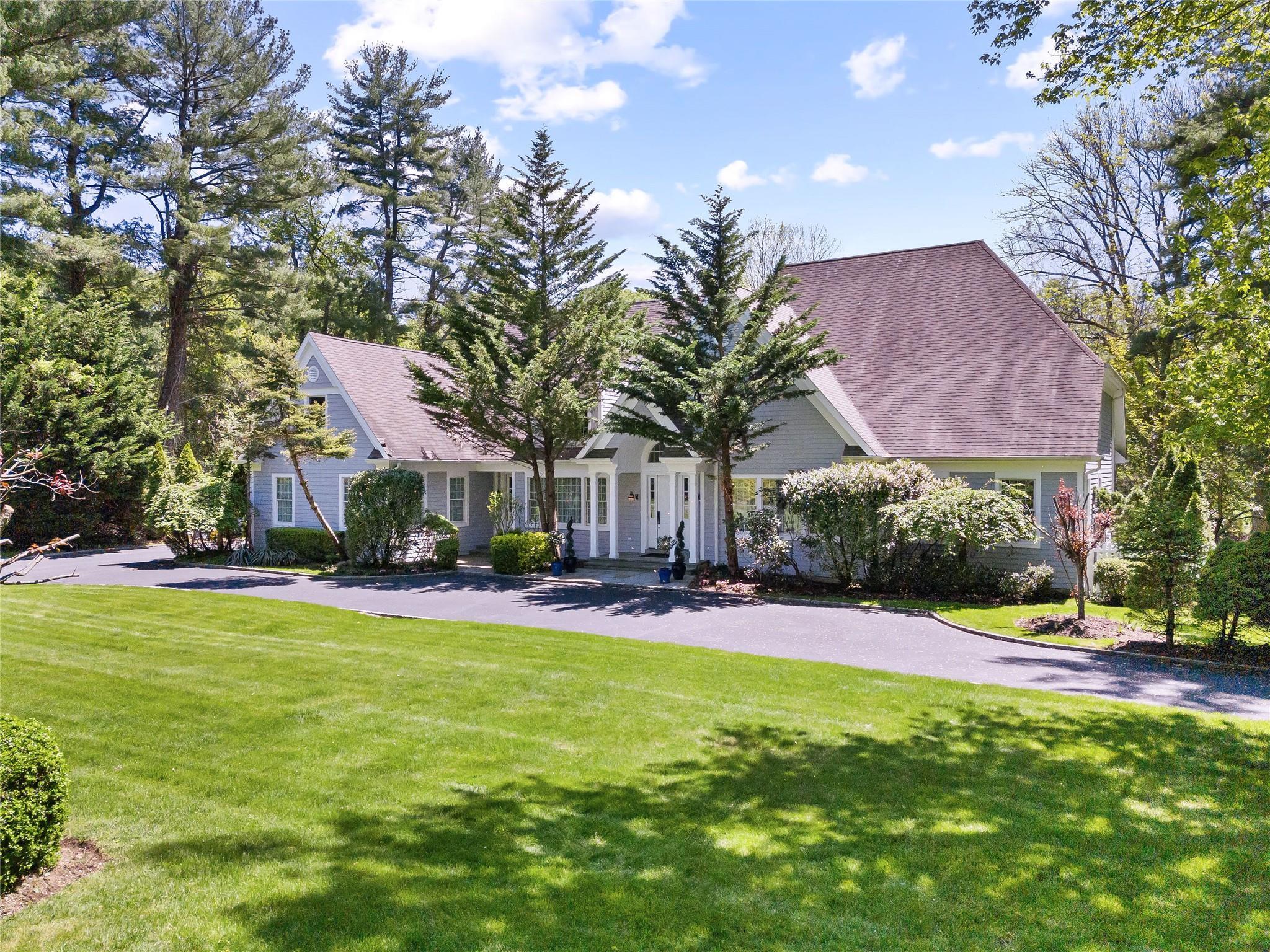 Single Family Valley  Nassau County, NY 11568, MLS-865490-3