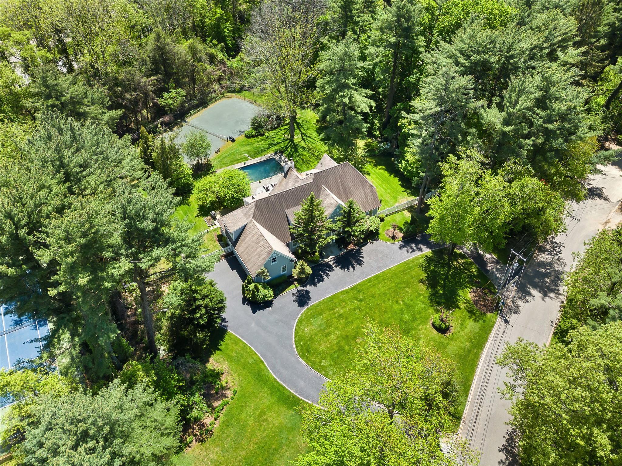 Single Family Valley  Nassau County, NY 11568, MLS-865490-41