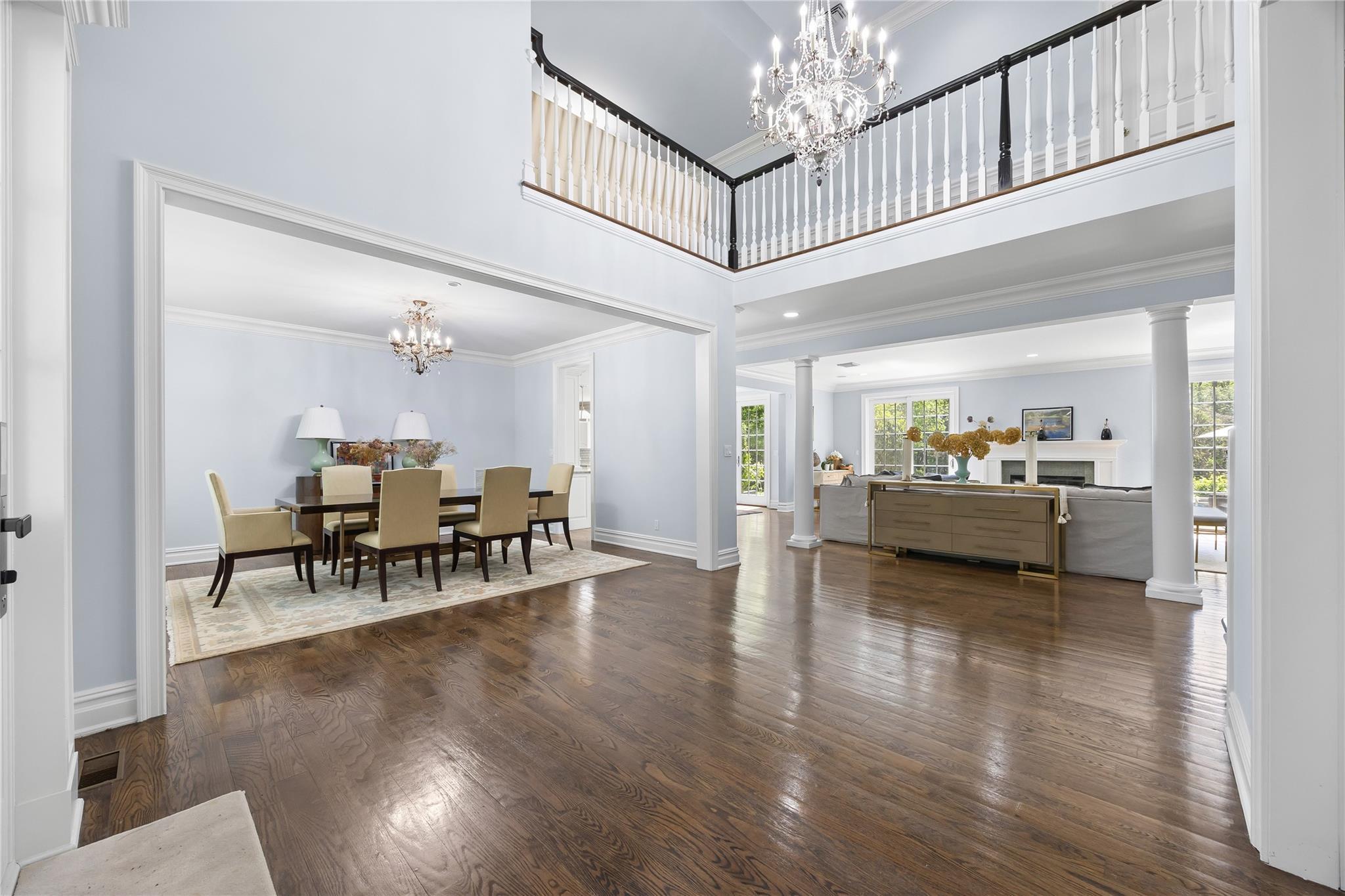 Single Family Valley  Nassau County, NY 11568, MLS-865490-5