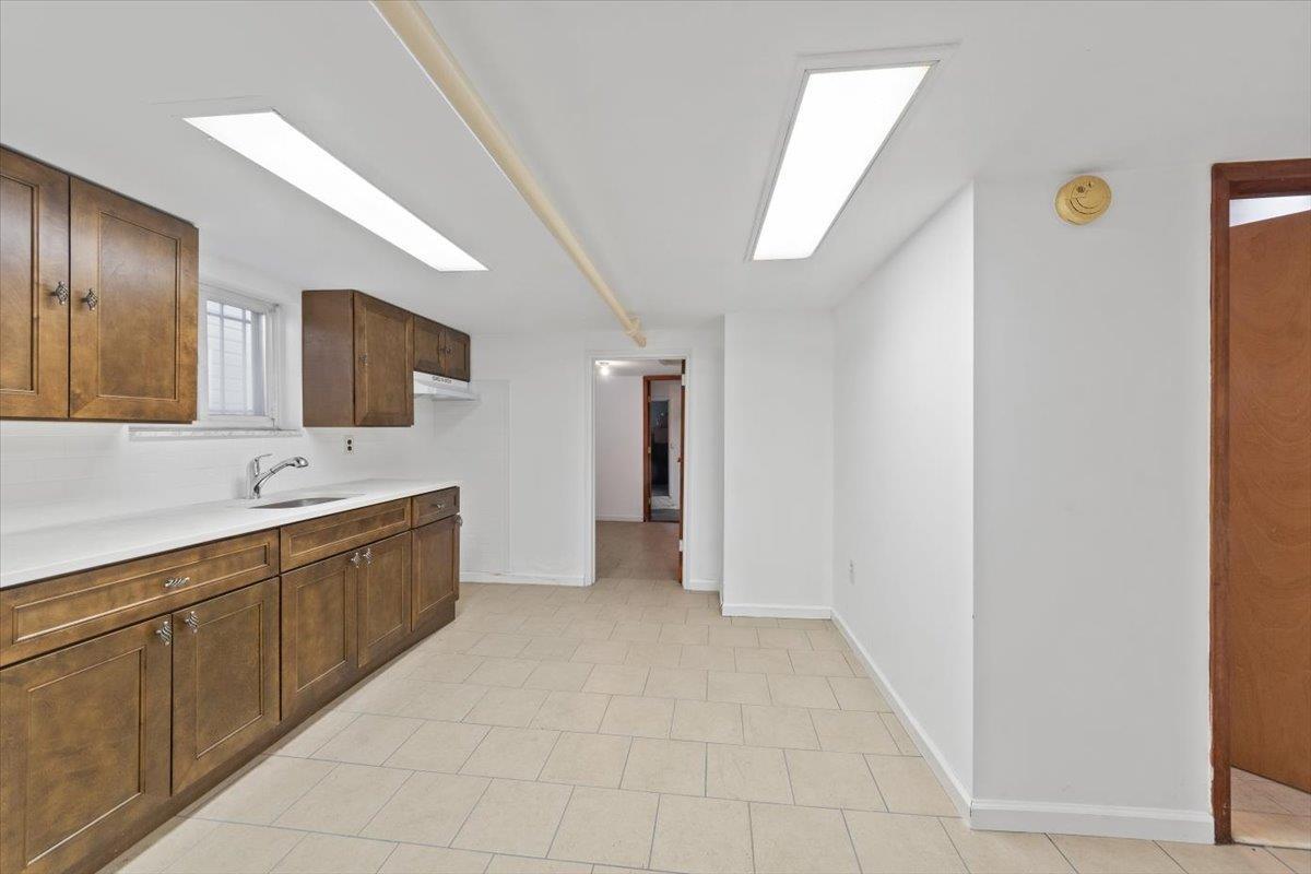 Single Family Edison  Bronx, NY 10461, MLS-865498-11
